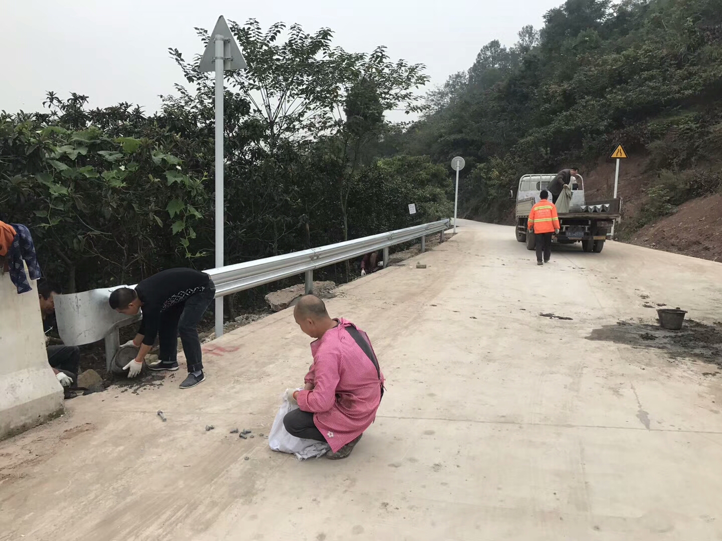 波形護(hù)欄怎么驗收？